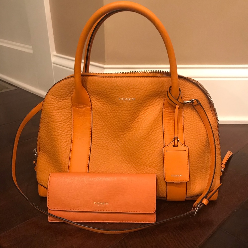 Coach purse and wallet